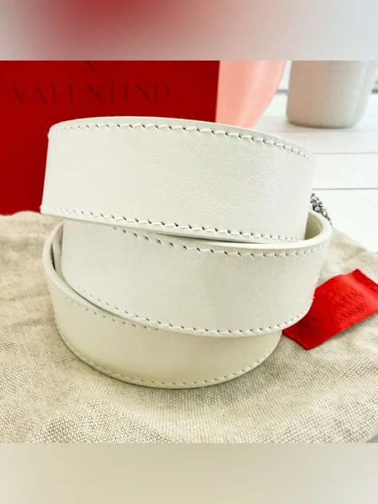 Valentino Garavani Ivory Leather Belt w Crystal V Logo Buckle - Picture 4 of 11
